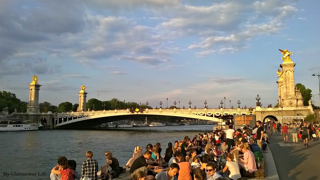 Cómo vivir un verano en Paris como un nativo: picnic en el río Sena | www.glutenaciouslife.com